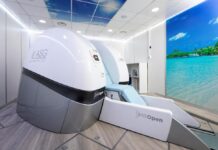 MROpen EVO en el RSNA 2025: nueva función de exploración por resonancia magnética para obtener imágenes pélvicas basadas en síntomas en posición vertical