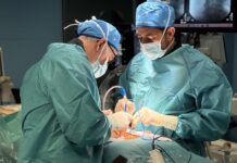 Dr. Nicolás Samprón, jefe del servicio de Neurocirugía de Policlínica Gipuzkoa: «La planificación es la parte más importante de la cirugía de columna»